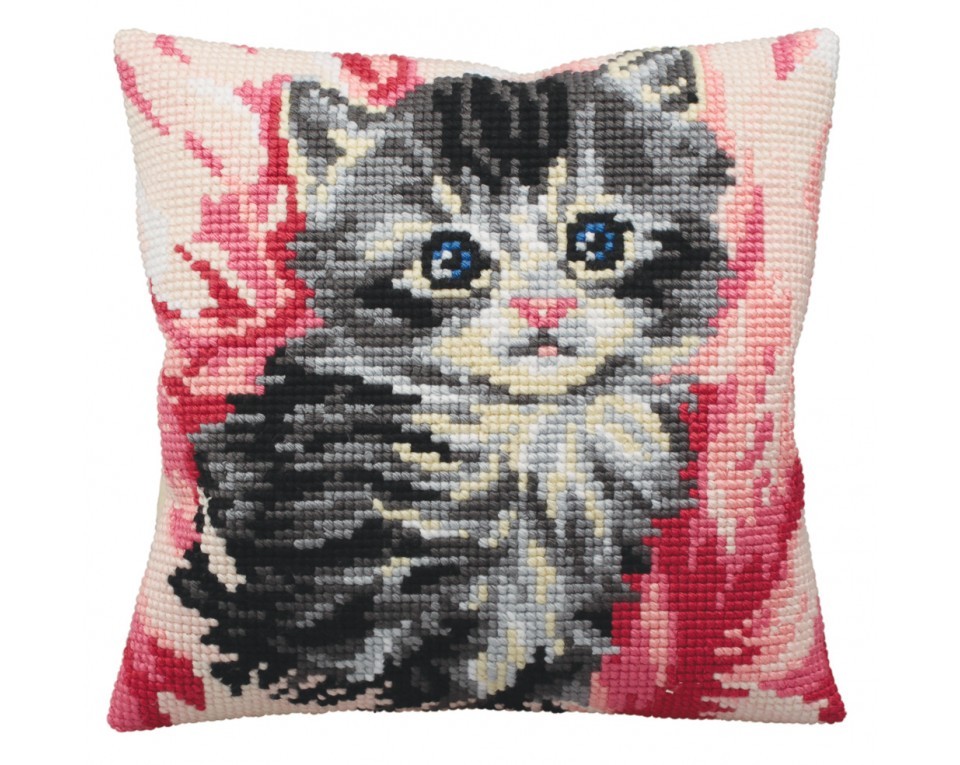 Cute Kitten in Pink, Article: 5 164