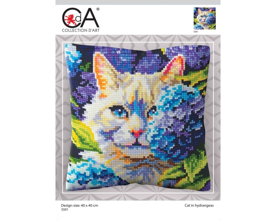 Cat in hydrangeas, Article: 5 501