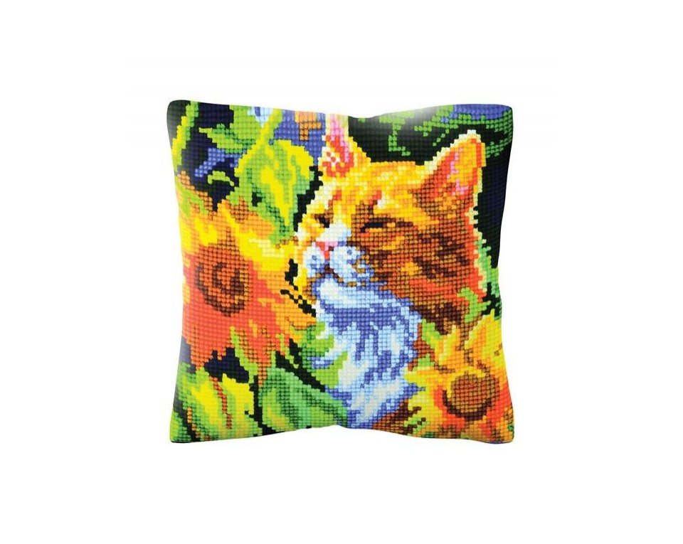 Cat in sunflowers, Article: 5 502