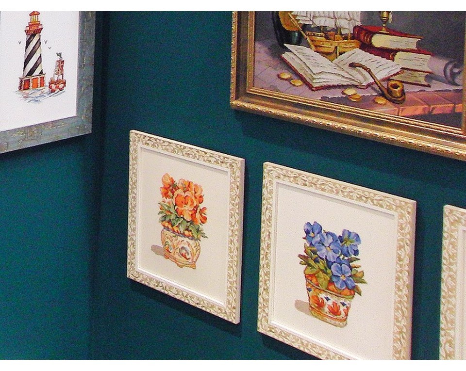 Cross-Stitch Kit "Red violets", Article: C189