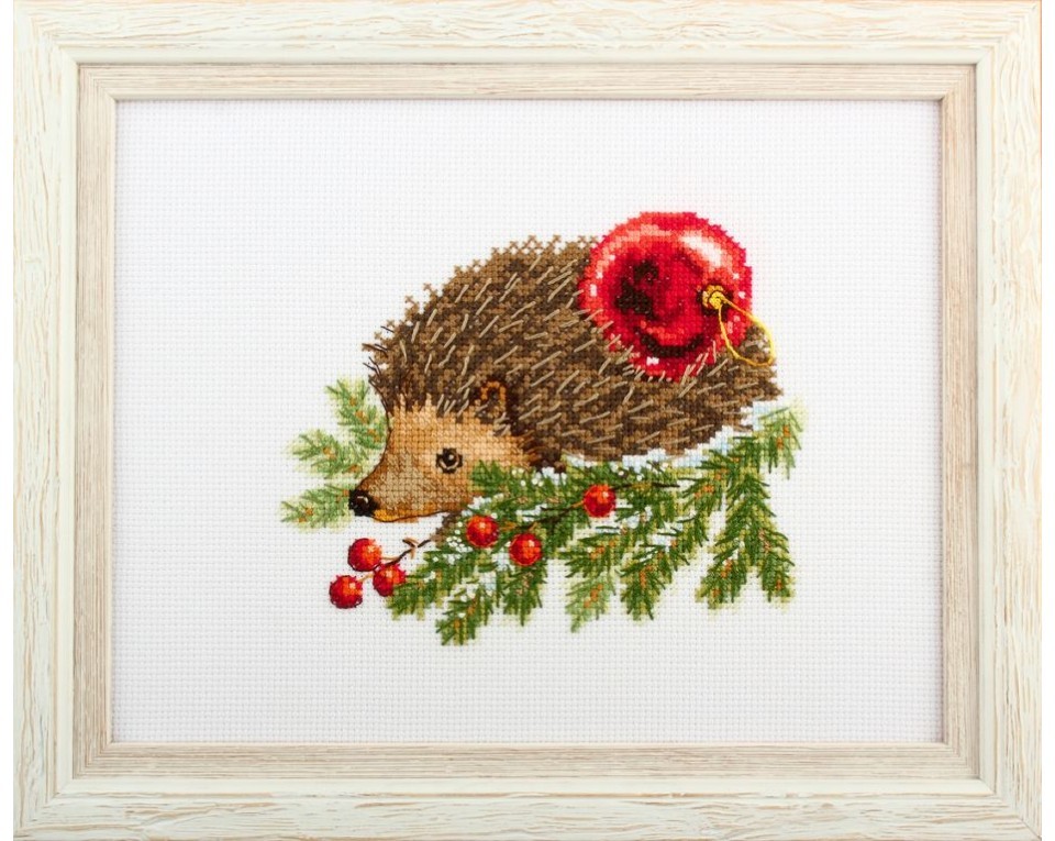 Cross-stitch kit "Hedgehog decorating Christmas tree", Article: C269