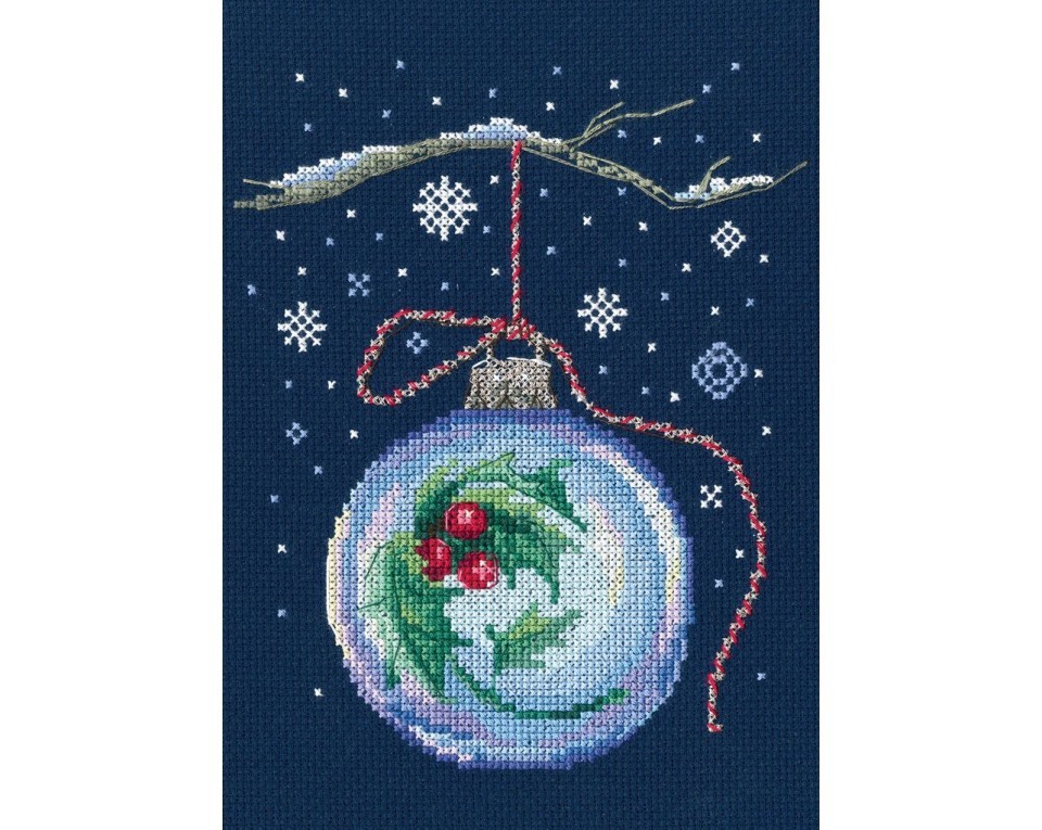 Cross-stitch kit "Ball with a sprig of holly", Article: C291
