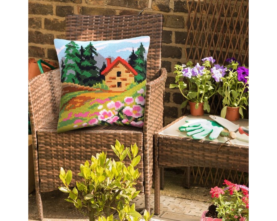 Cottage on the edge, Article: 5 462